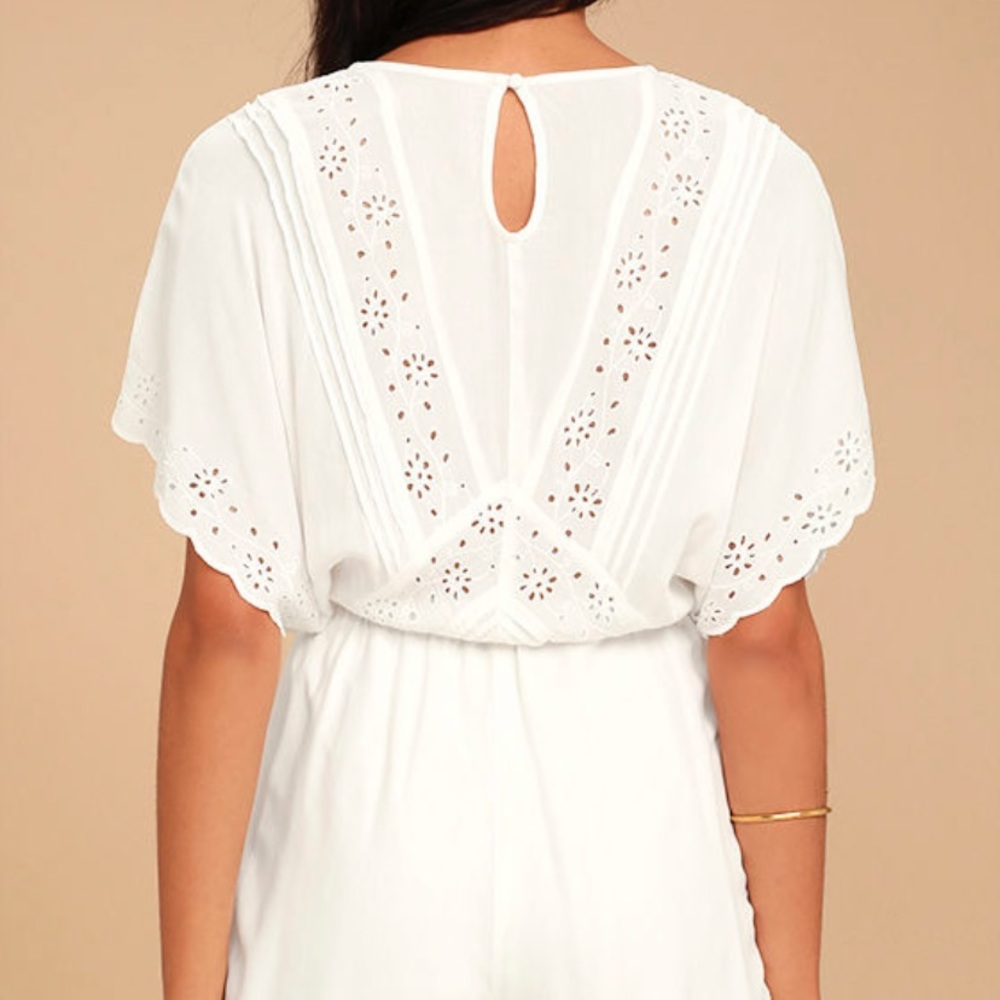 Amuse Society White eyelet romper - Picture 3 of 8